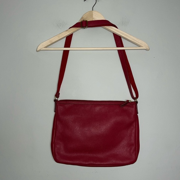 Fossil Elise Large Double Zip Leather Burgundy Crossbody purse